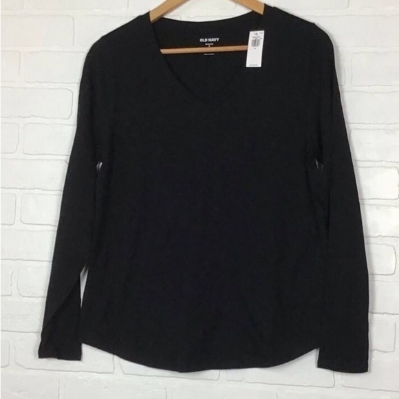 2/40$ Old Navy black tee long sleeves t-shirt v neck soft jersey basics - Picture 7 of 7